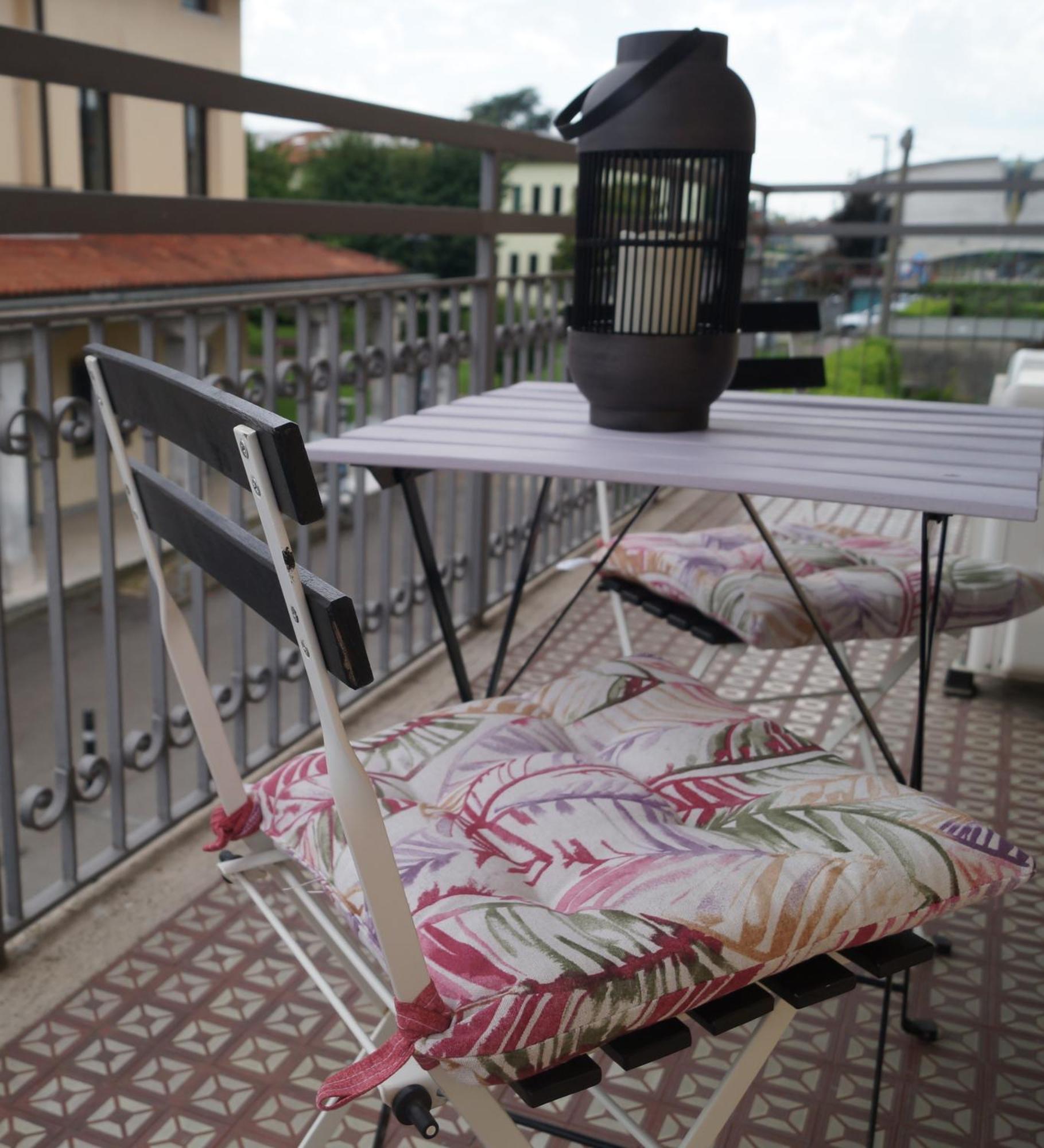 บีจี แอร์พอร์ต เฮาส์ กราสซอบบิโอ Hotel ภายนอก รูปภาพ
